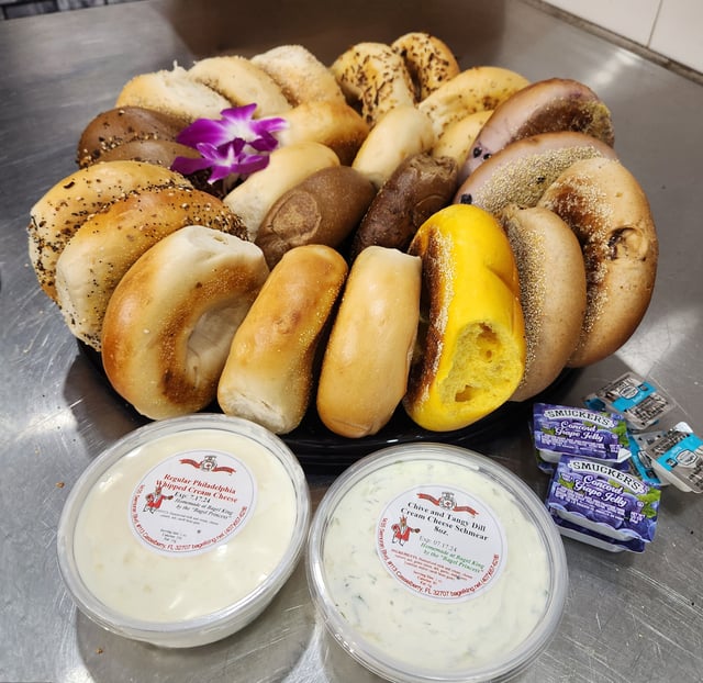 The Bagel Tray (Feeds up to 24 ppl)