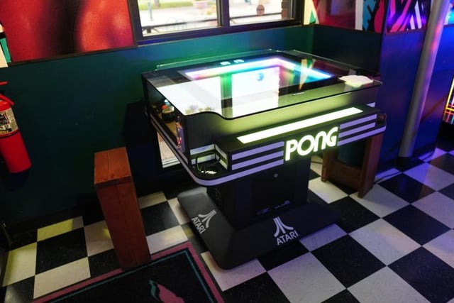 PONG