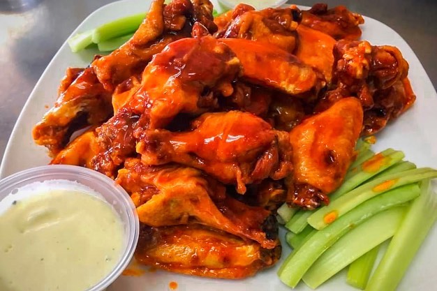 12 Jumbo Wings