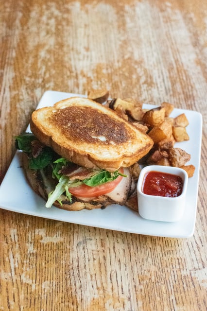 Smoked Turkey & Avocado BLT