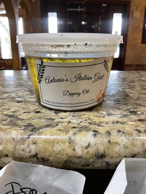 Antonio`s Dipping Oil