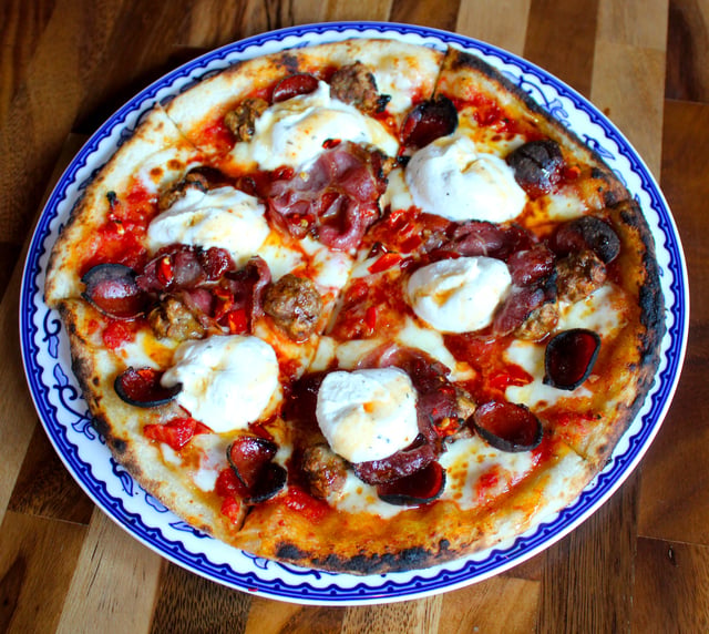 Bee Sting Pizza - Big Top Brewing - Brewery in FL