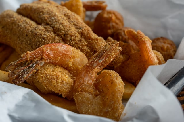 3 pc Catfish 4 Shrimp Plate