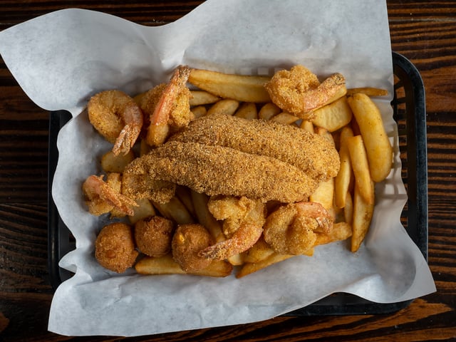 1 pc Catfish 6 Shrimp Plate