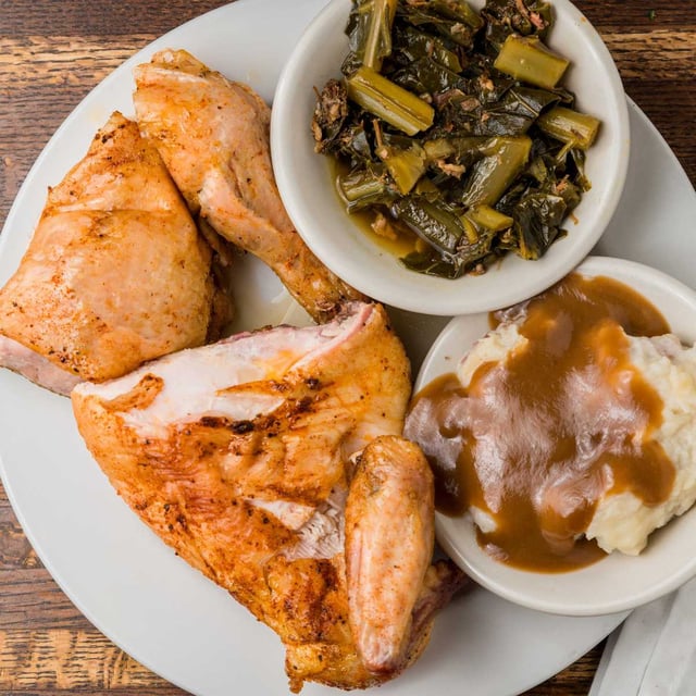 Half Chicken Big Platter - Cross Creek BBQ and Steakhouse