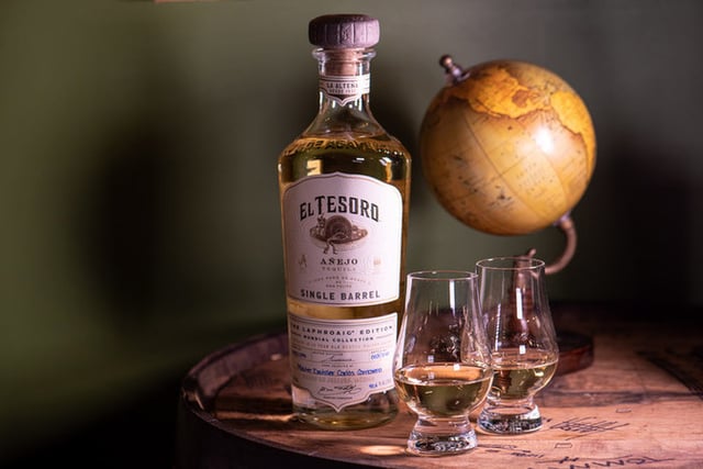 el Tesoro Tequila Añejo