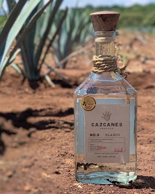 Cazcanes no.9 Blanco