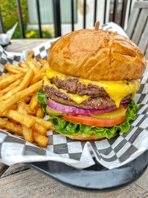 パンツ cheese burger, two パンツ cheese burger, two 東京店WEB限定【Chikashitsu +】2tuck