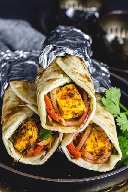 Paneer Tikka Naan Roll