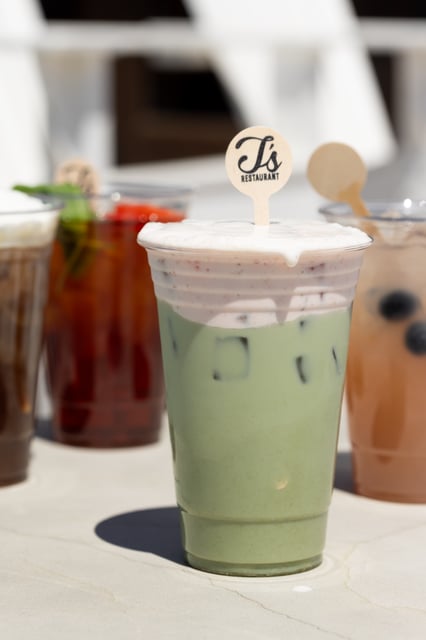 STRAWBERRY MATCHA TEA