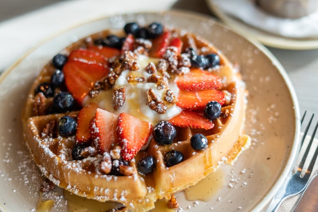 T'S ROSE WINDOW WAFFLE