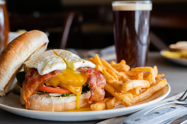 T'S STEAK HOUSE BURGER