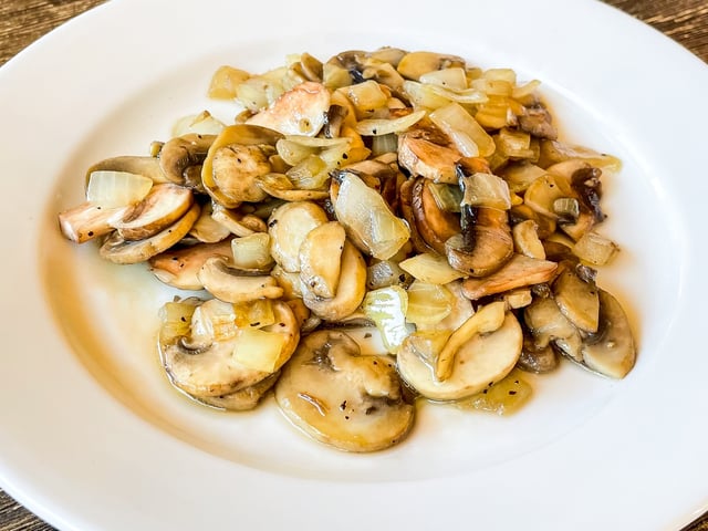 MUSHROOMS & ONIONS