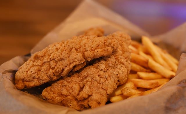 Strips 'N' Chips