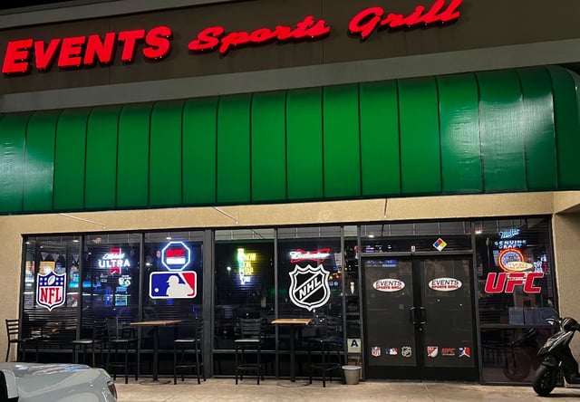 中明森菜 ALDEAR BAR Morrison, a classic sports bar, scores big in