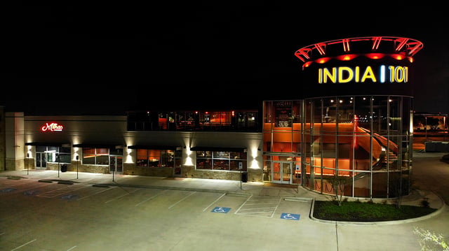 【R20878】India Club & Lounge saturdaynight #partytill2am Bollywood hits louder, drinks colder