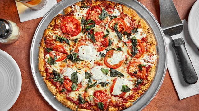 Win Bears Tickets - Moretti's Restaurants: Best Thin Crust & Deep Dish  Pizza Chicago