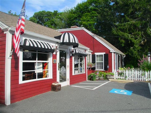 klasselærer milits ejer Red Cottage Restaurant - Breakfast Restaurant in South Dennis, MA