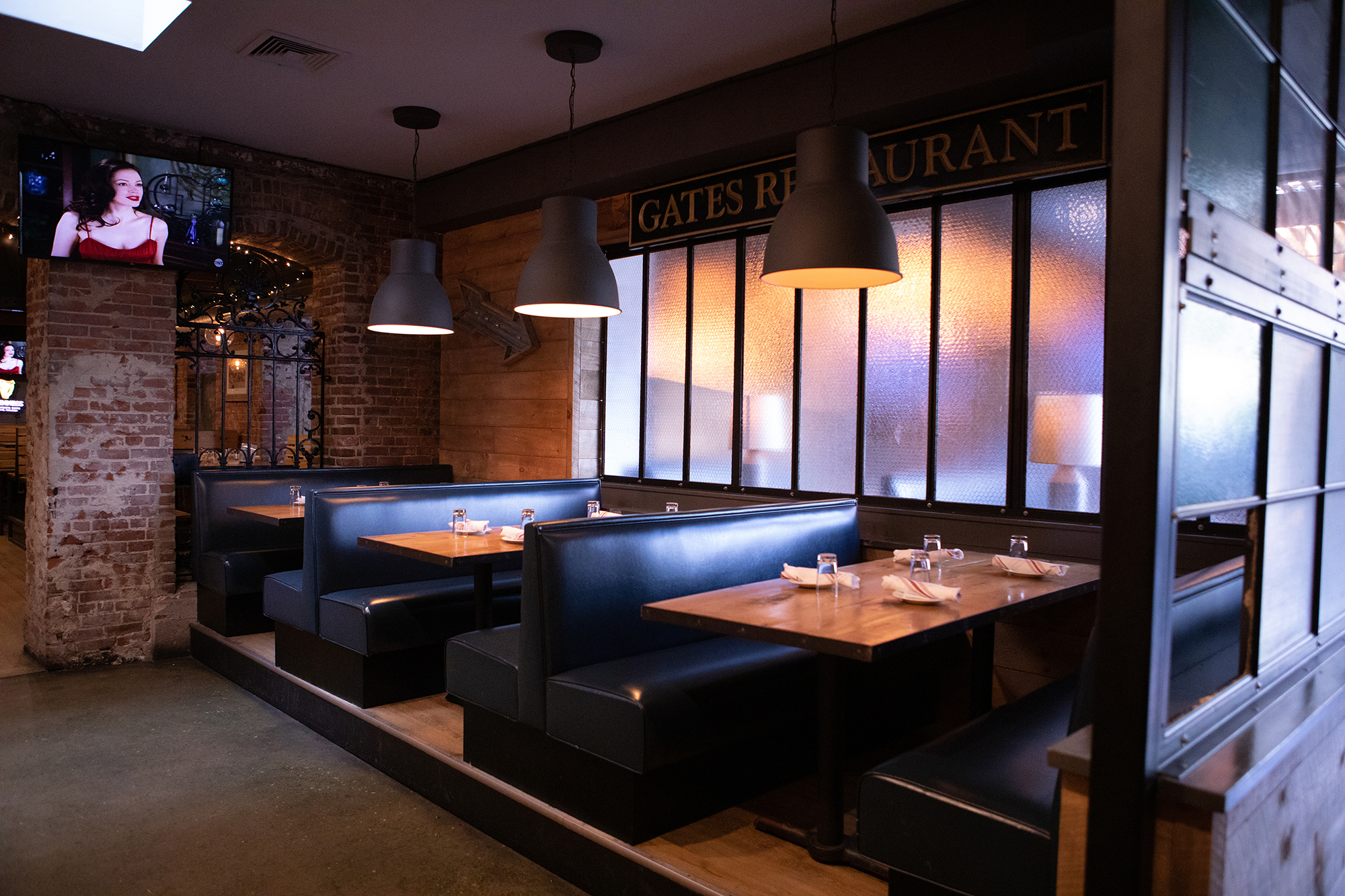 Reserve A Spot - Gates Restaurant + Bar