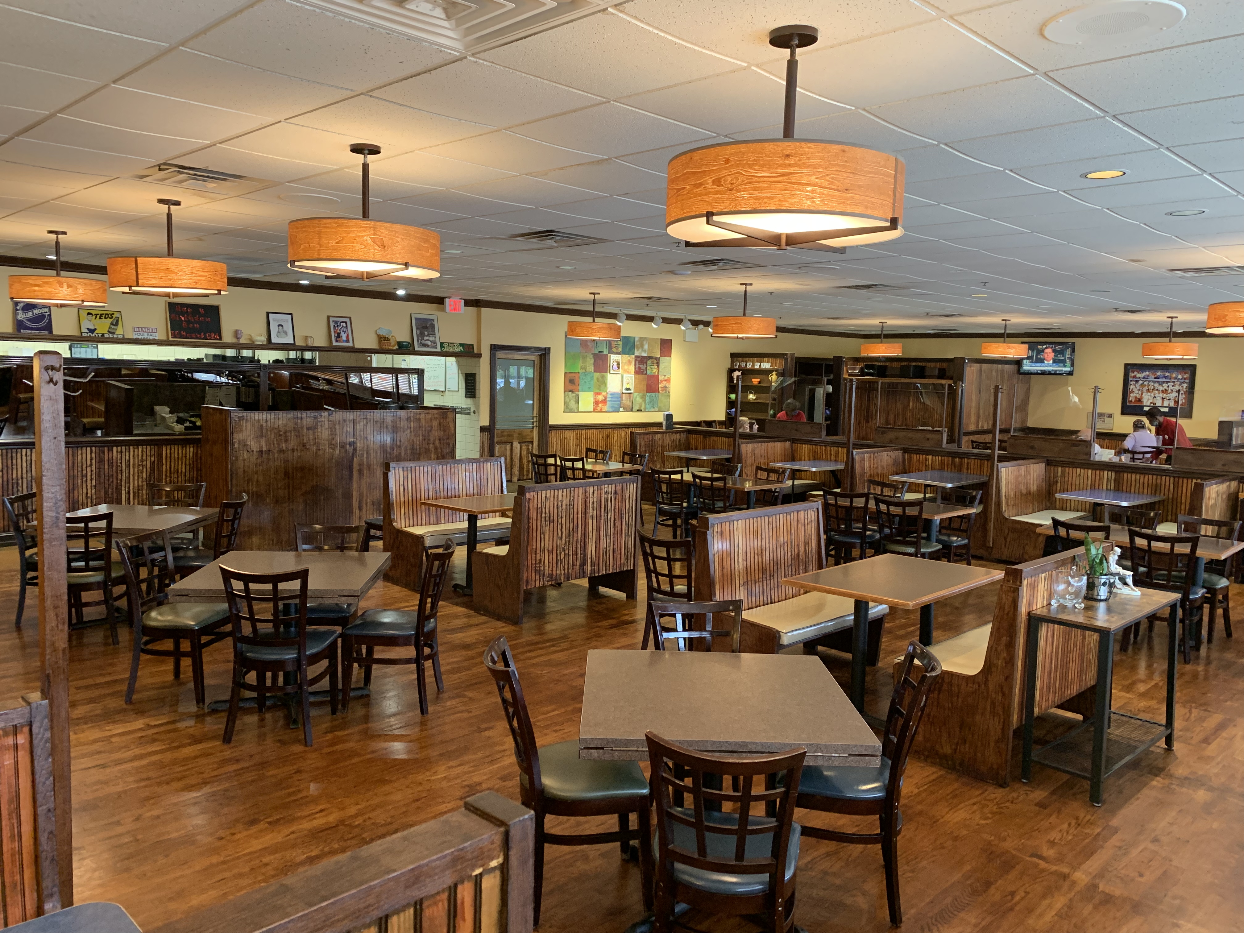 Max's Appetizing & Kosher Delicatessen