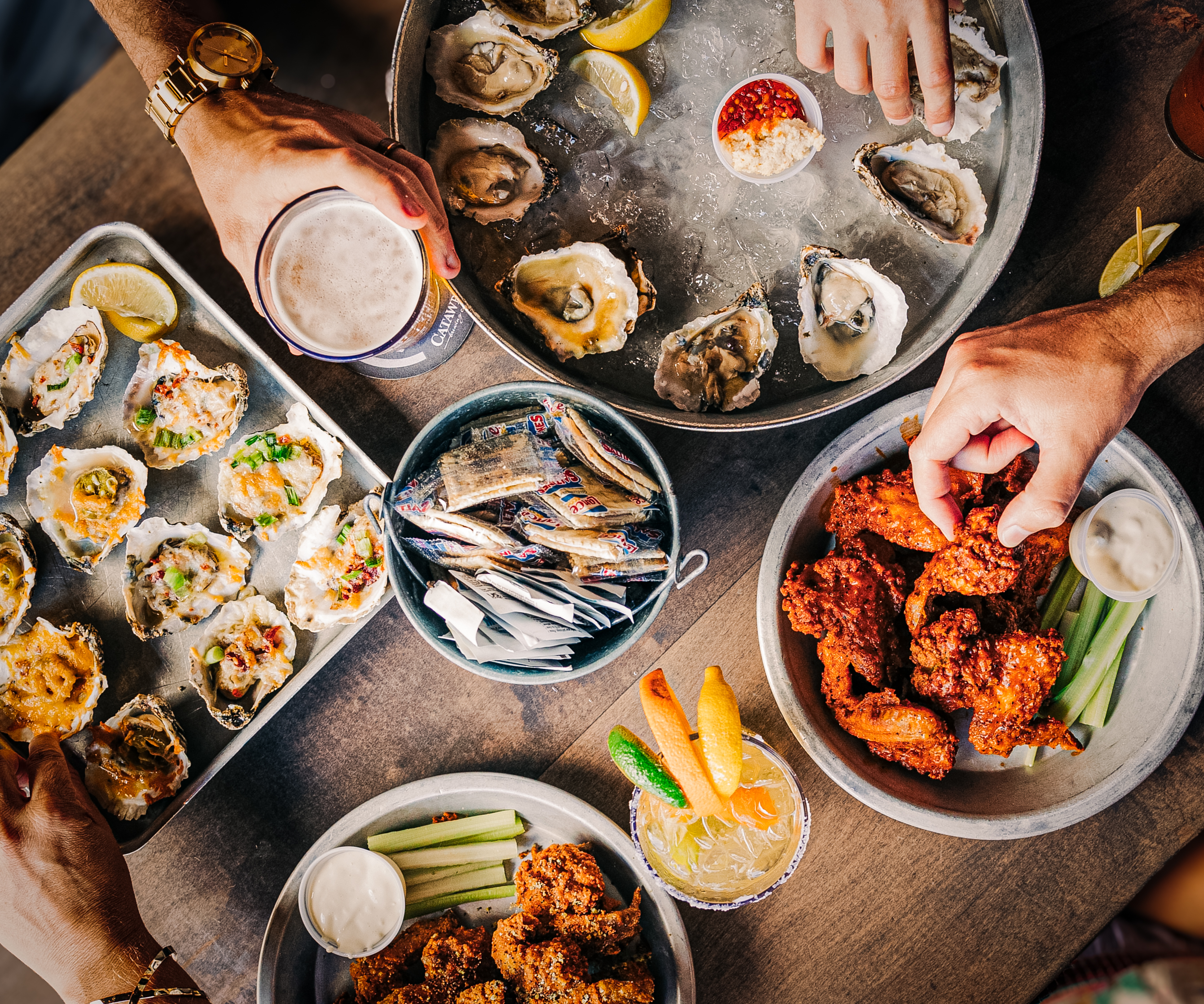 Shuckin' Shack Oyster Bar, image size:2682x2236
