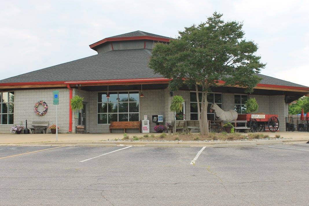 Restaurant at store farmers market