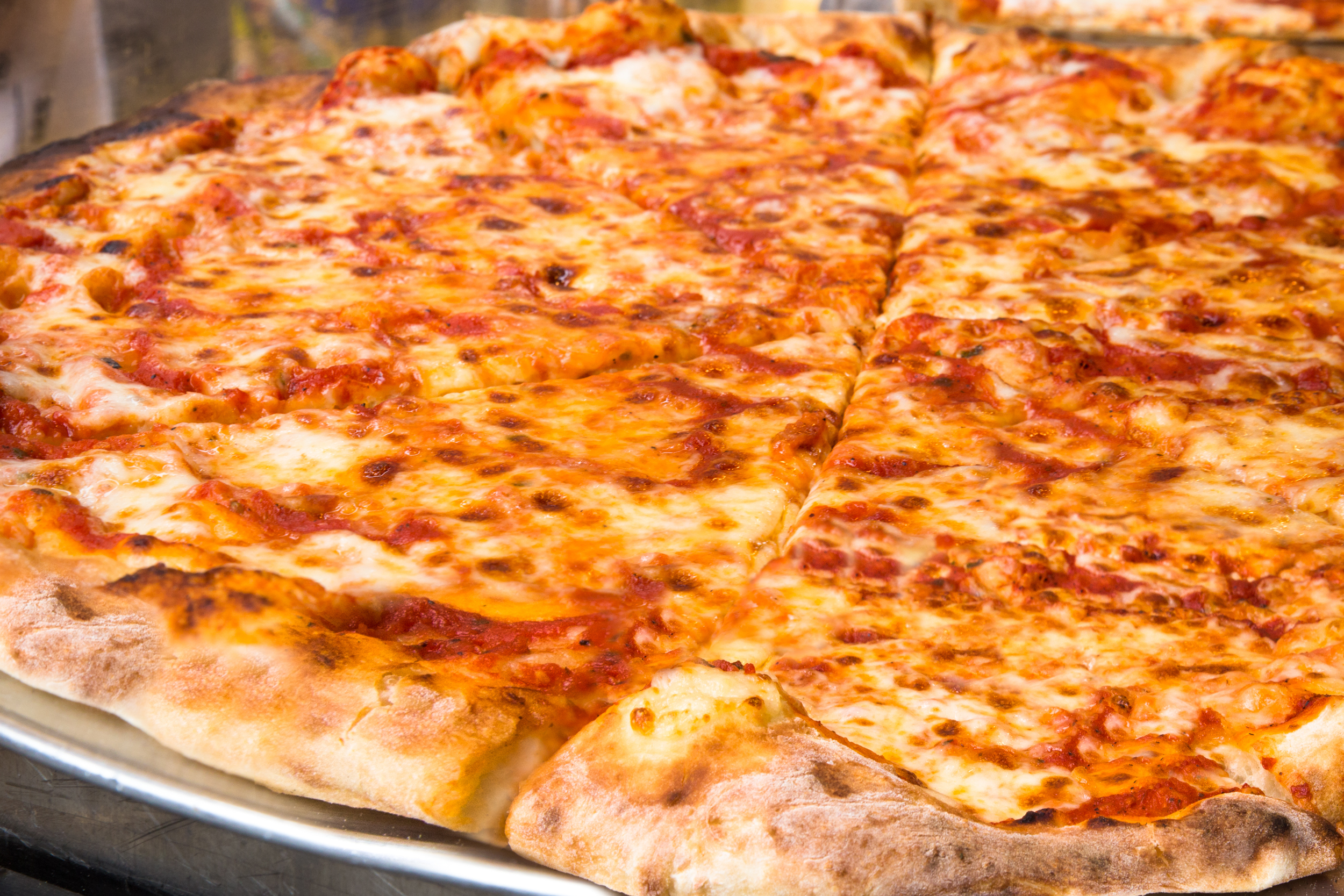 Americans Still Prefer Delivery, Takeout to Eating at a Restaurant - PMQ  Pizza Magazine