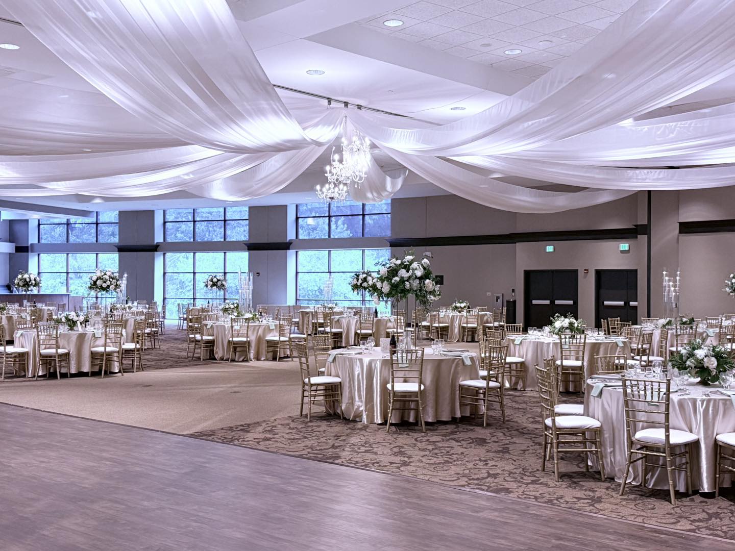 Home - Halls of St George - Restaurant in Schererville, IN