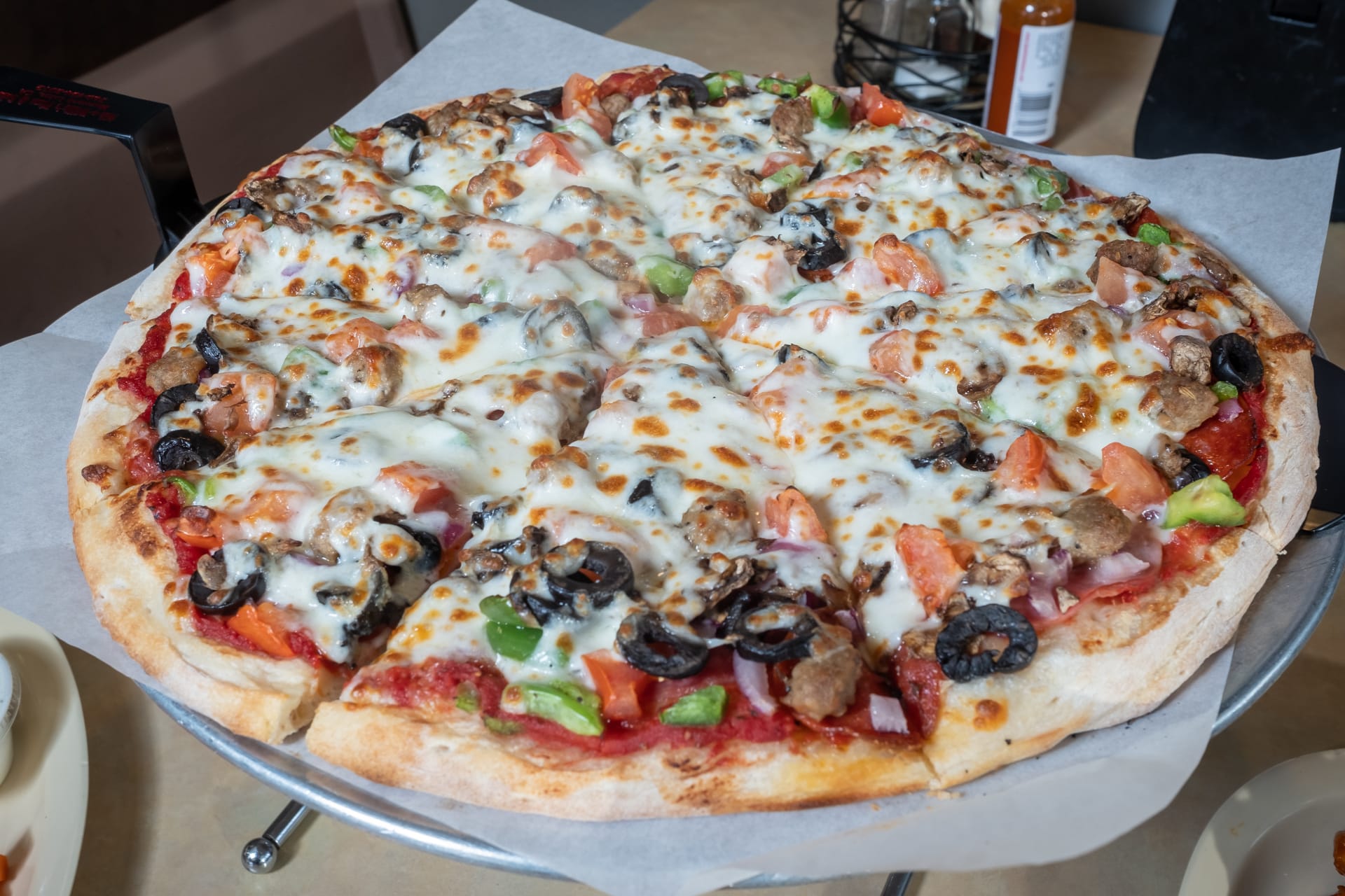 Hot Norton - Nik N Willie's Pizza & Subs - Pizza Restaurant in