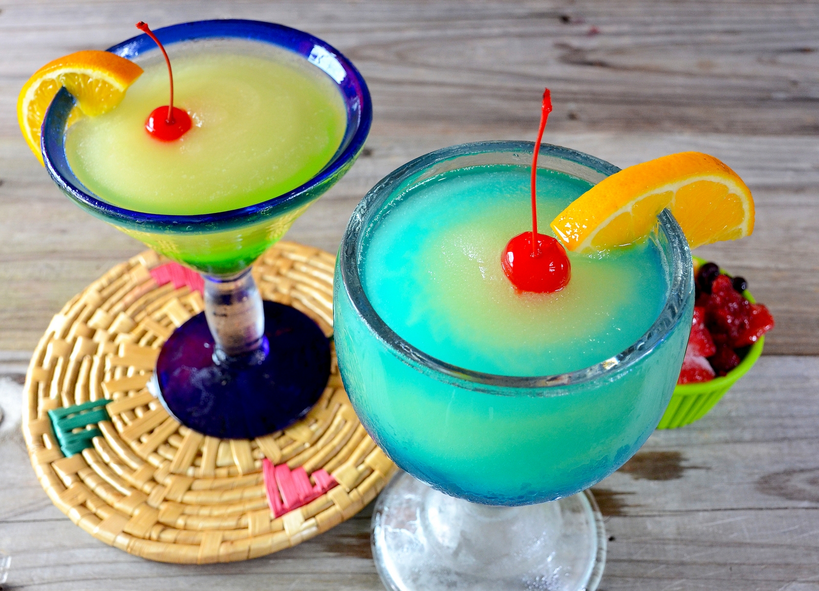 Malibu Blue Curacao Pineapple Juice Malibu Blue Curacao Drinks