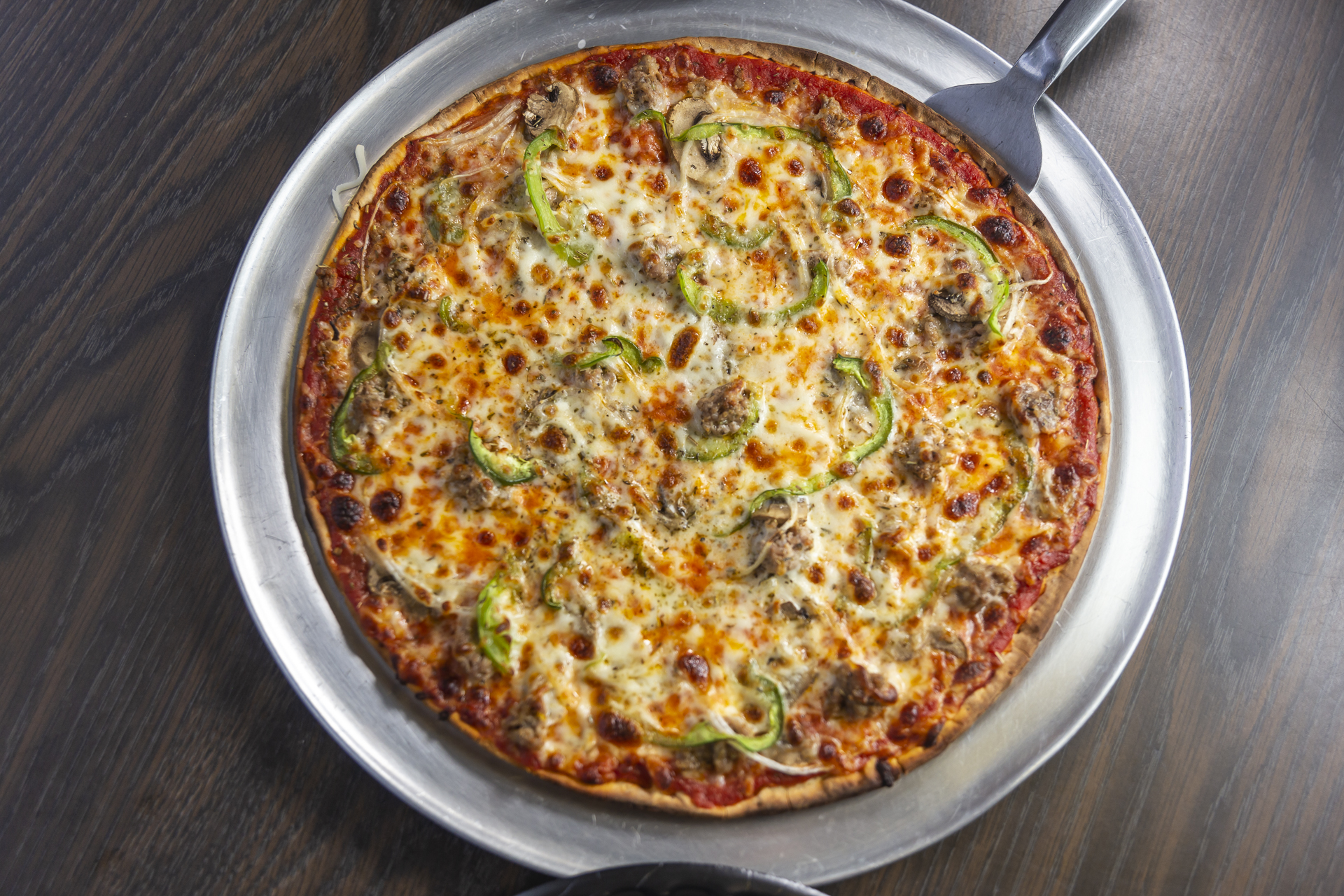 ブリリアントナンキンハゼ60 ZaZing! Primo Pizza - Pizza Restaurant in North Prairie, WI