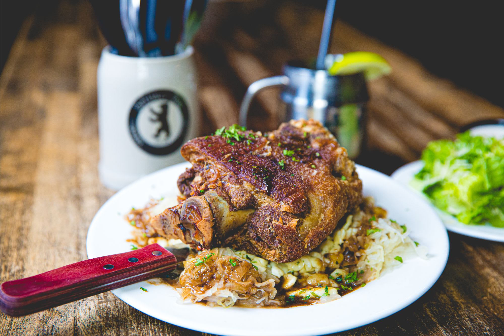 Schweinshackse Schweinshaxe