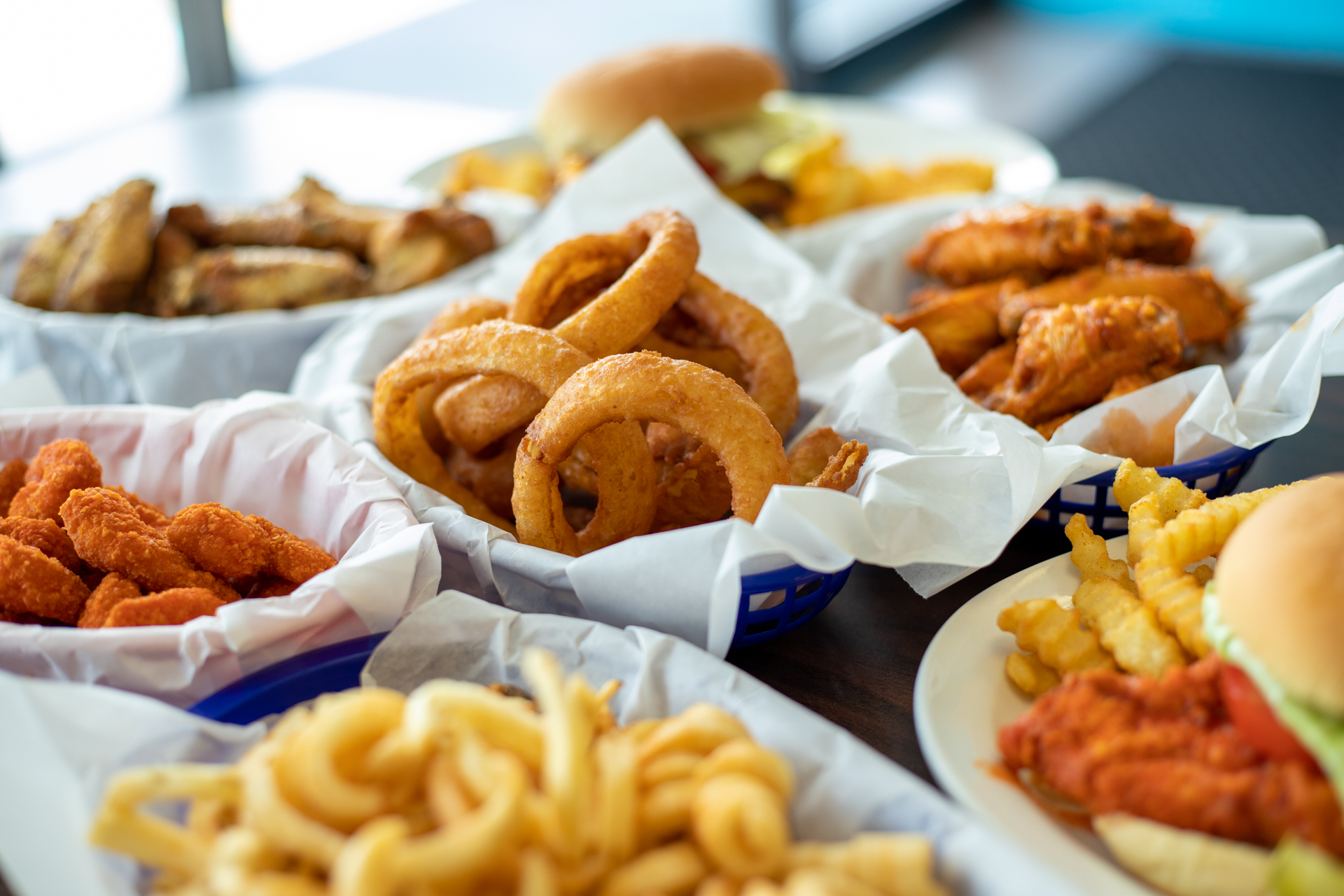 10 Wings - Greg's Place Wings - American Restaurant in Orlando, FL