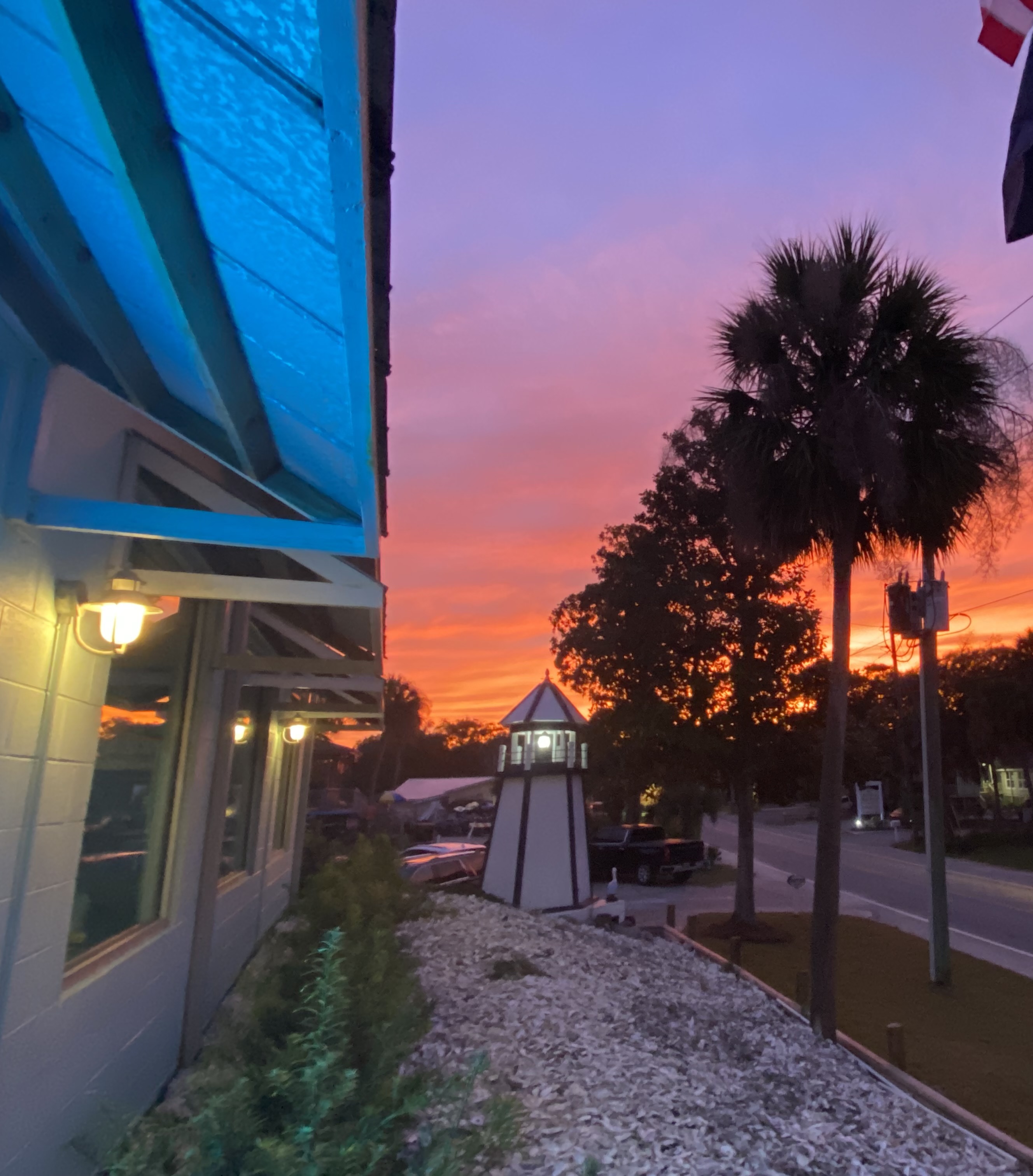 Delightful Dining: A Complete Guide to Restaurants in Edisto Beach, South Carolina