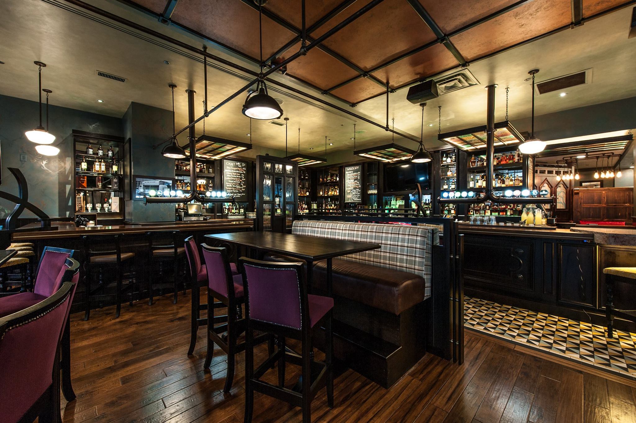 Fado Irish Pub