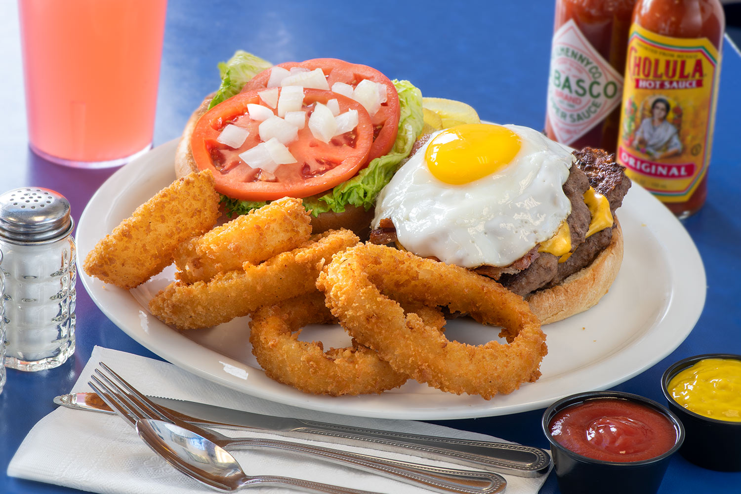 The One Eyed Cheeseburger* - Bob & Edith's Diner - Armenian